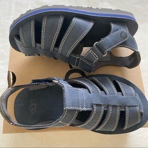 UGG T Josiah Kids Sandals Size 11